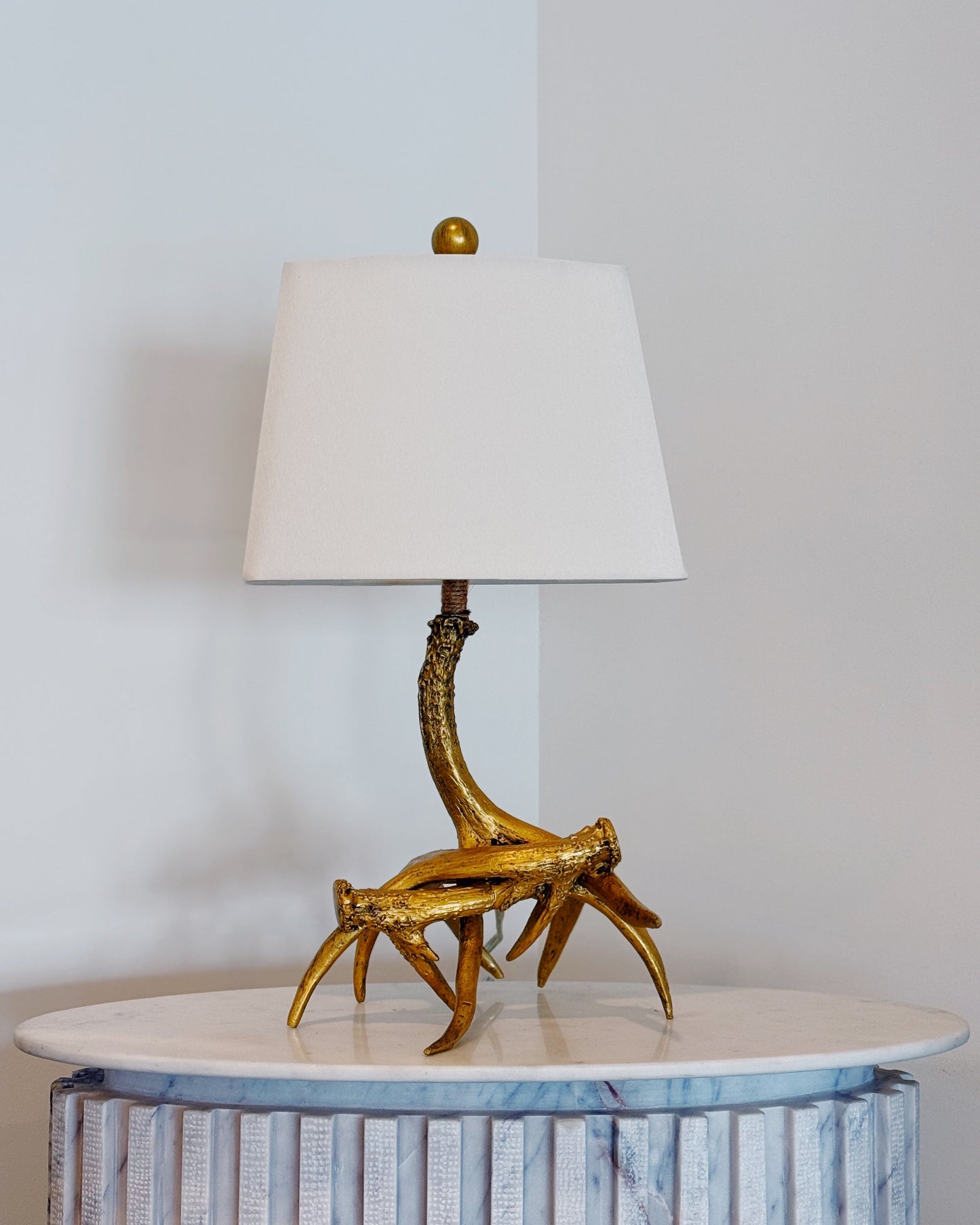 GOLD ANTLER LAMP